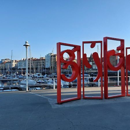 La Galeria De San Lorenzo Gijon Luaran gambar