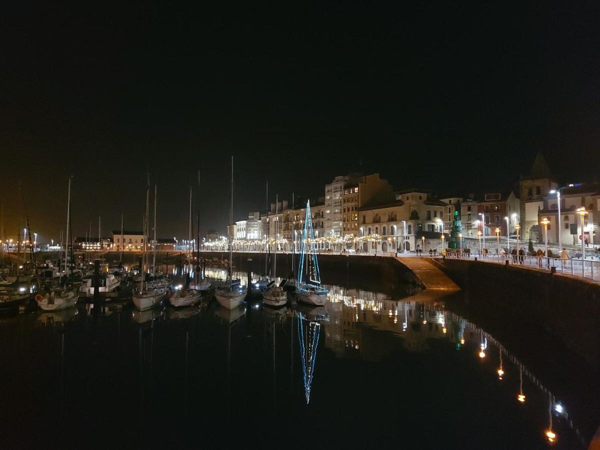 La Galeria De San Lorenzo Gijon Luaran gambar